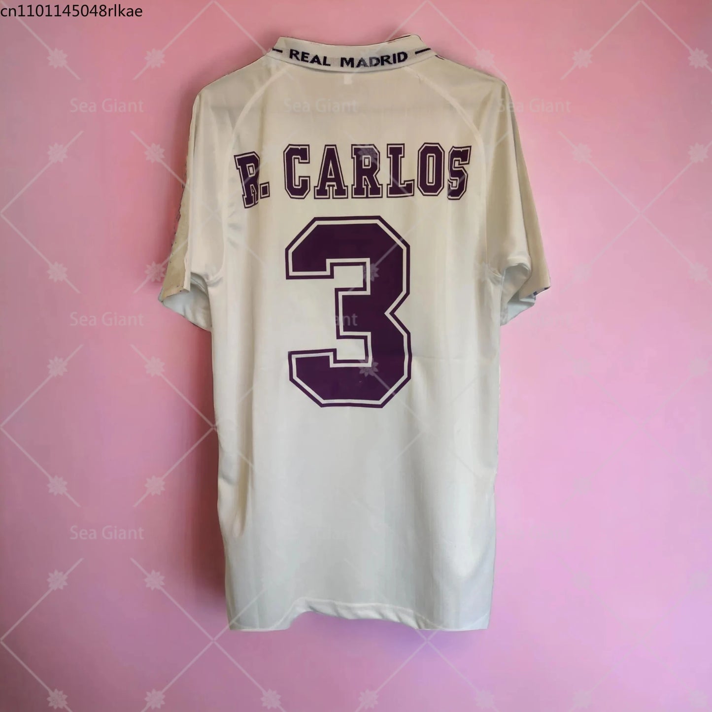 Retro Real Madrid Jersey – Roberto Carlos #3