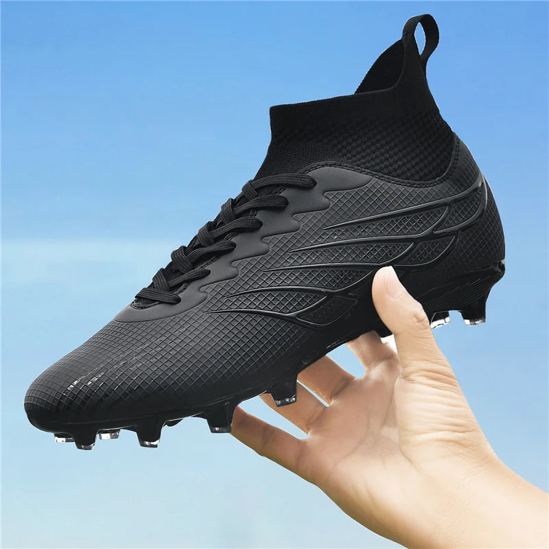 “Men’s Lightweight Professional Football Boots – Enhanced Grip & Comfort”