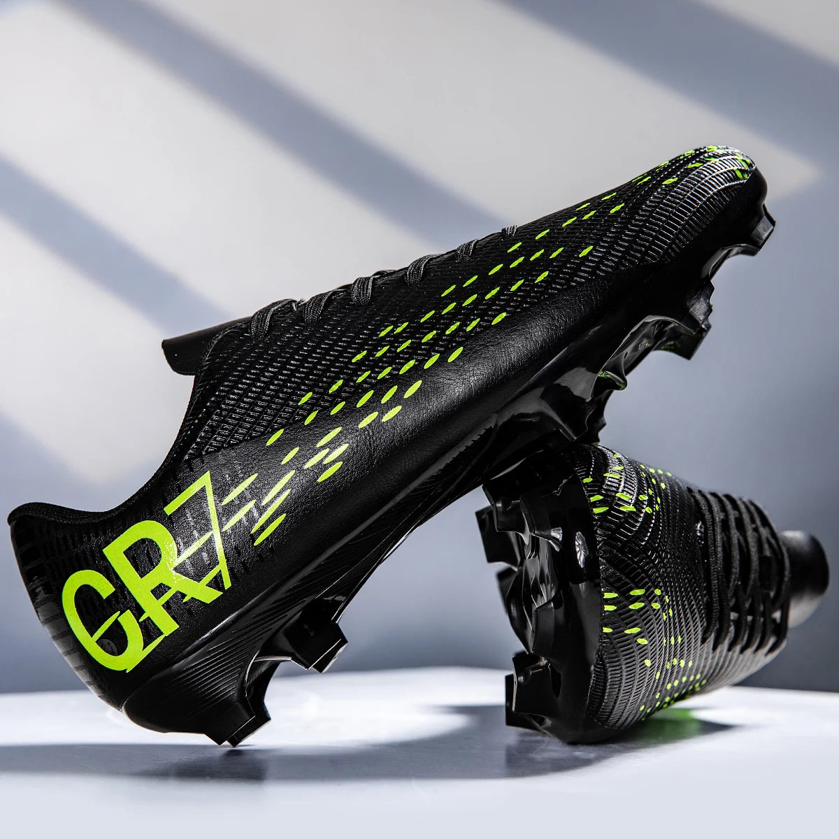 CR7 Soccer boots - lightweight speed cleats for Turf & grass